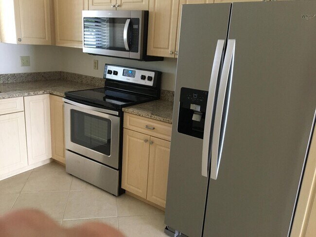 Foto del edificio - 2650 Greenwood Terrace