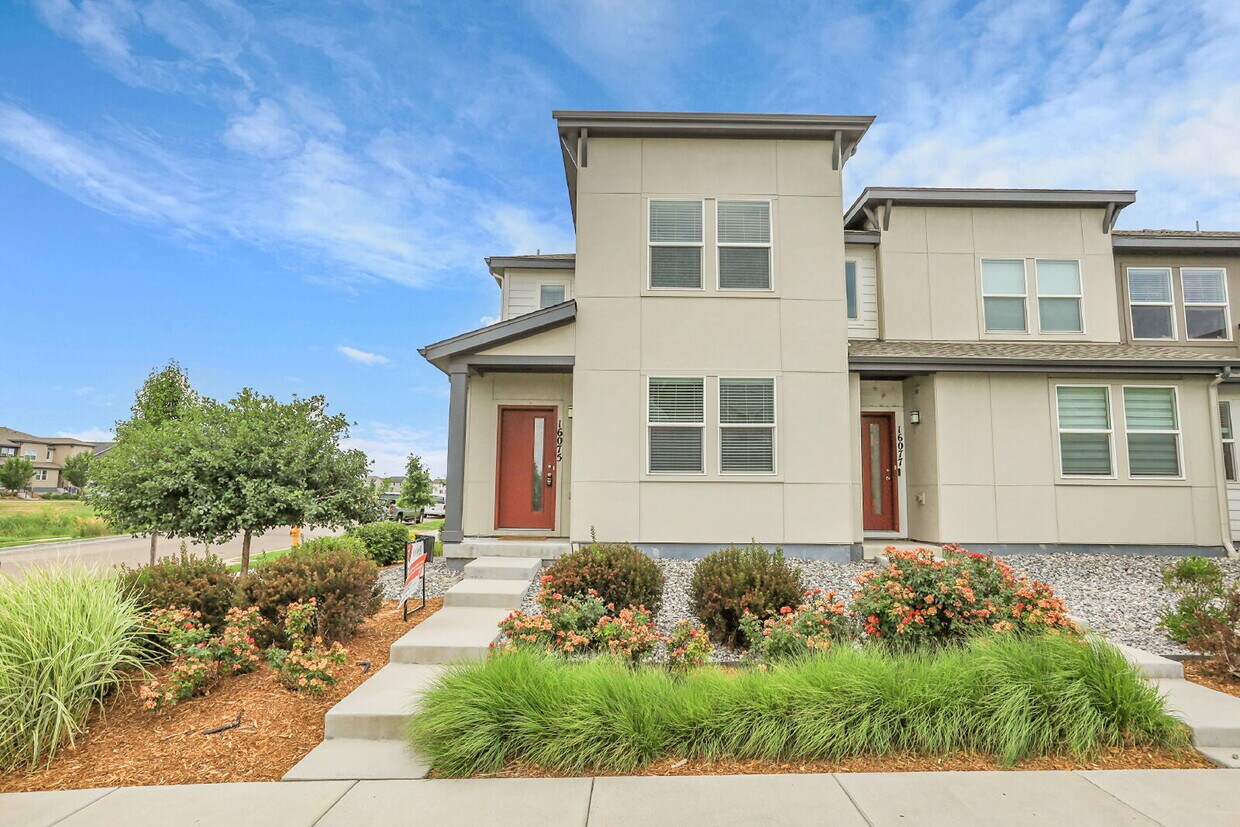 $2,750.00, 3 bed, 2.5 bath located in Denver - $2,750.00, 3 bed, 2.5 bath located in Denver