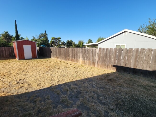 Building Photo - 9411 Windmill St