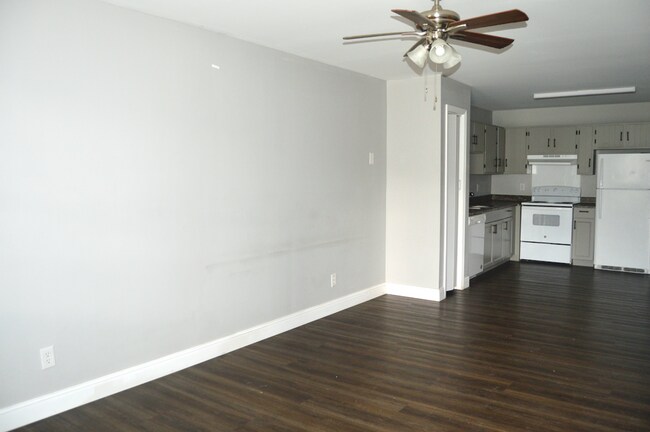 Foto del edificio - MORGAN AVE APARTMENTS