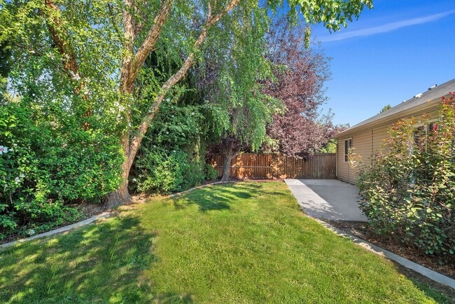 Building Photo - Single Family Home for Rent!
