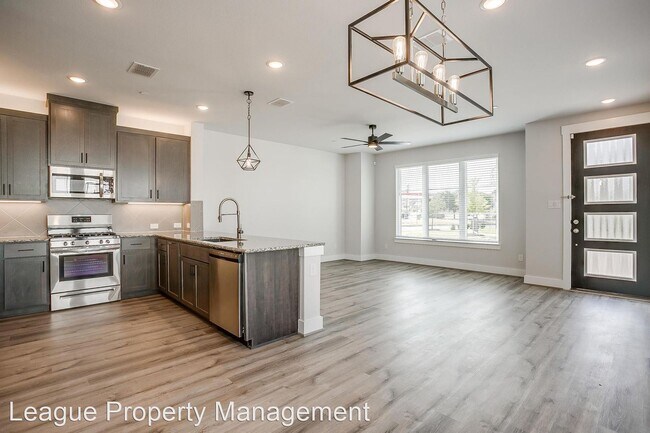 Building Photo - 3 br, 2 bath House - 7561 Reis Ln