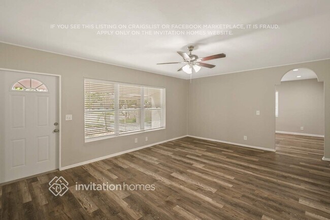 Foto del edificio - 525 Dolphin Dr