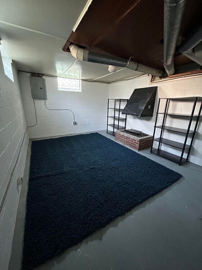 Building Photo - Charming 3-Bedroom, 2-Bathroom Home for Rent
