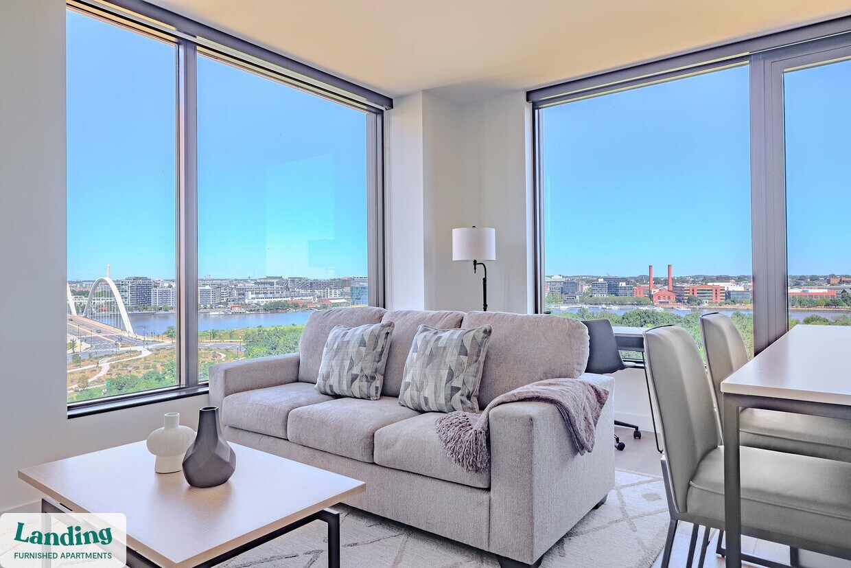 Foto principal - 632 Howard Rd SE