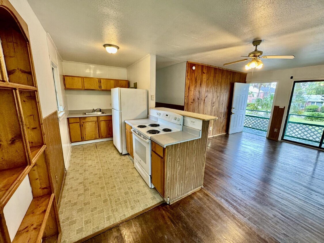 Foto principal - 1/1 Available for Rent in Riverside