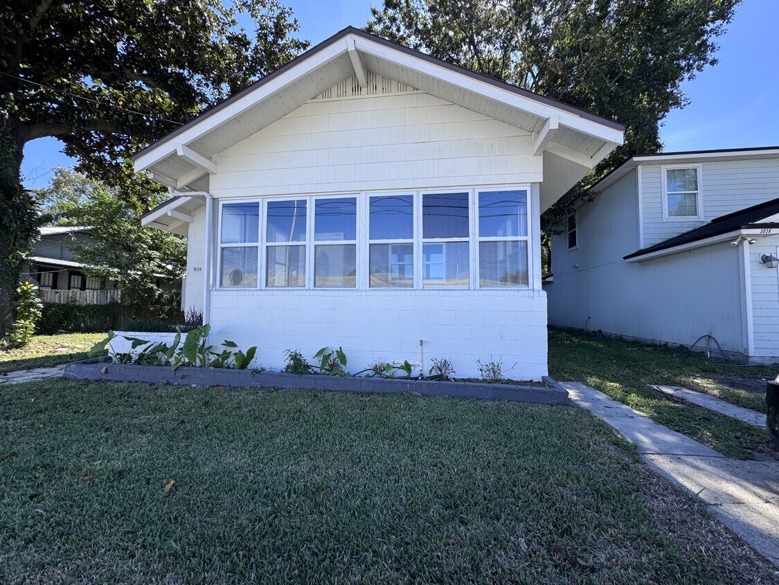 Foto principal - 3034 Rayford St