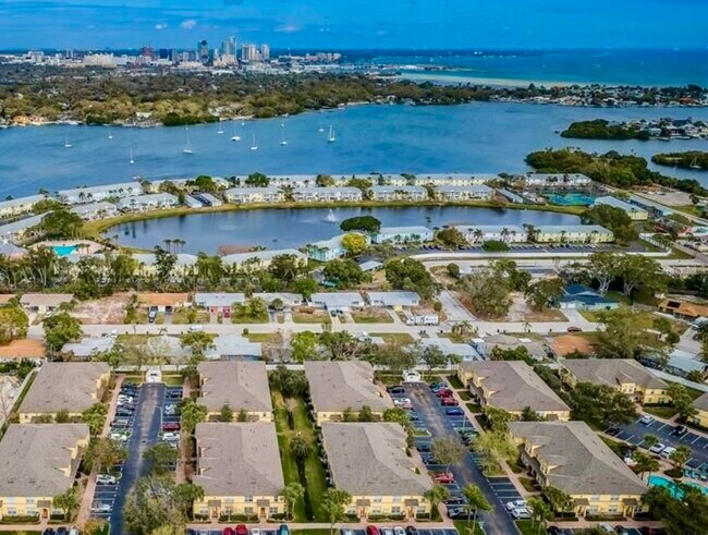 Photo - 3857 Island Way Townhome