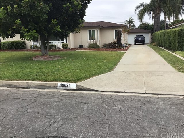 Primary Photo - 10025 Pangborn Ave