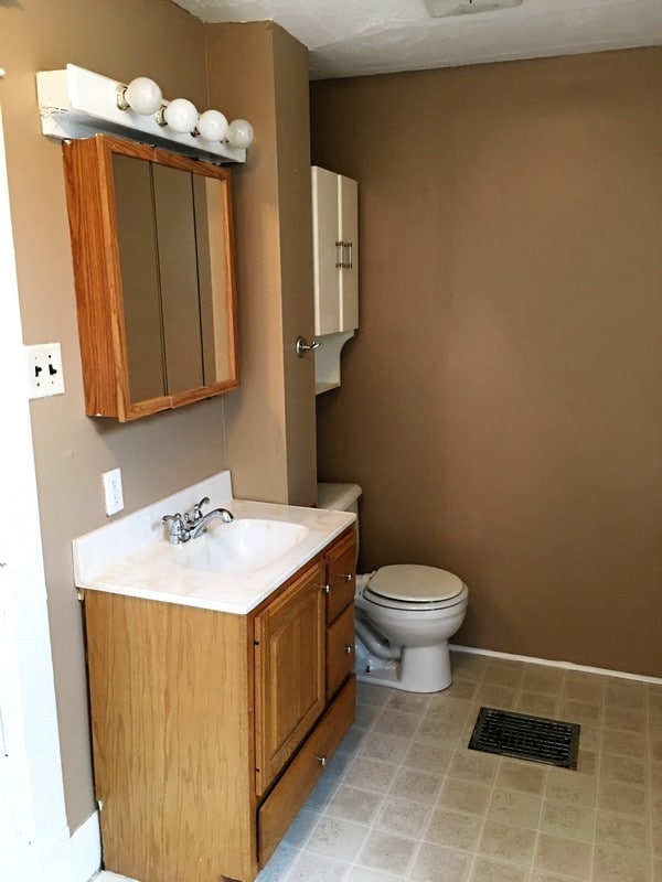 Building Photo - 2638 Avenue C