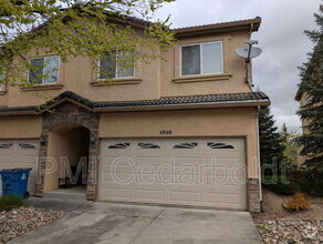Building Photo - 4848 Iron Horse Villas Point