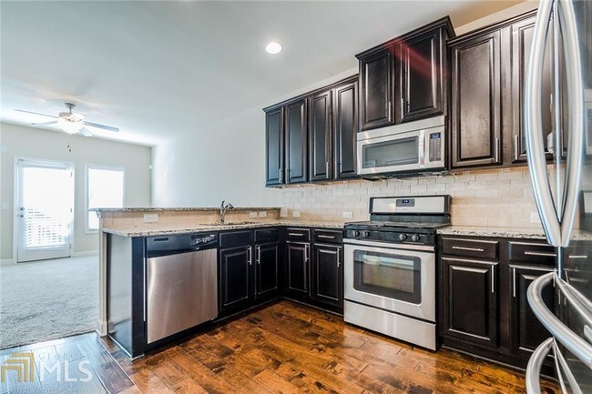 Building Photo - 7415 Highland Bluff