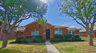 Building Photo - 523 Golden Bell Dr