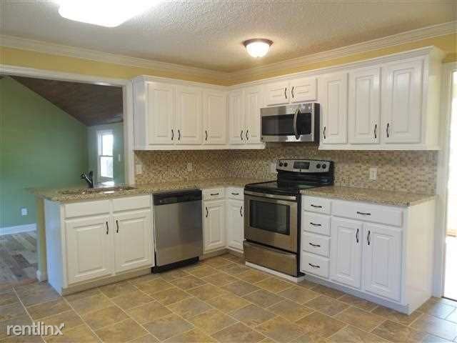 Foto del edificio - 4 br, 2 bath House - 425 Bellingham Court