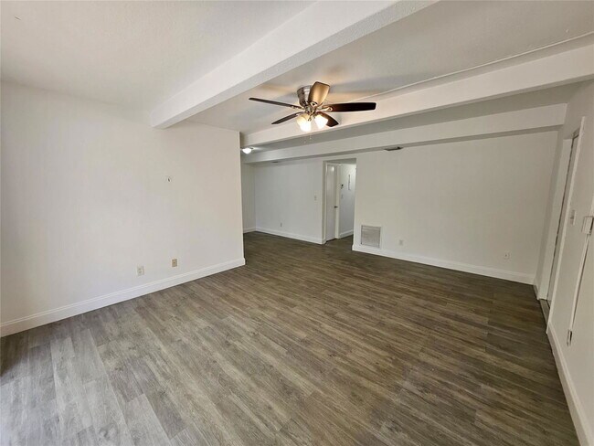 Photo - 1045 S Flagler Ave Apartment