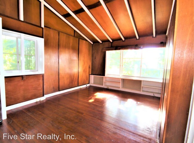 Building Photo - 2881 Pacific Heights Rd