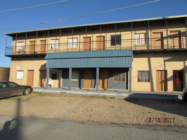 Foto principal - 234 S 4th St