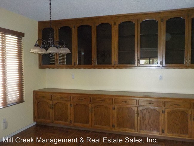 Building Photo - 3625 W Mill Creek Dr