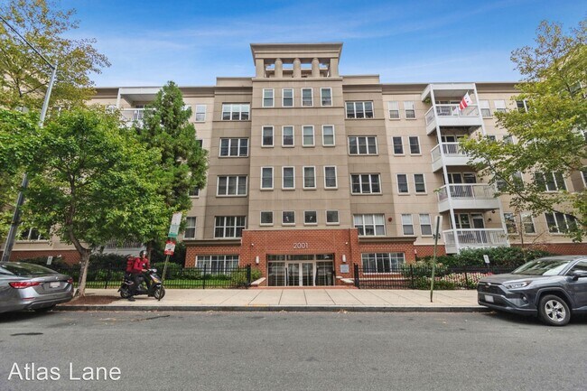 Building Photo - 2 br, 2 bath House - 2001 12th St NW Unit 206
