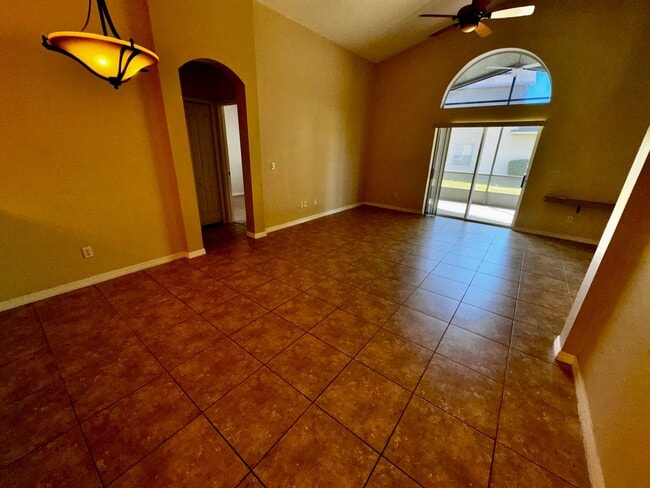 Photo - Timber Isle 4 bedroom home 2 bath home on a corner lot with New Kitchen Appliances!