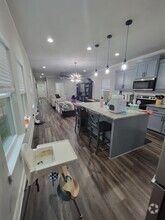 Building Photo - 2336 Starks Ave