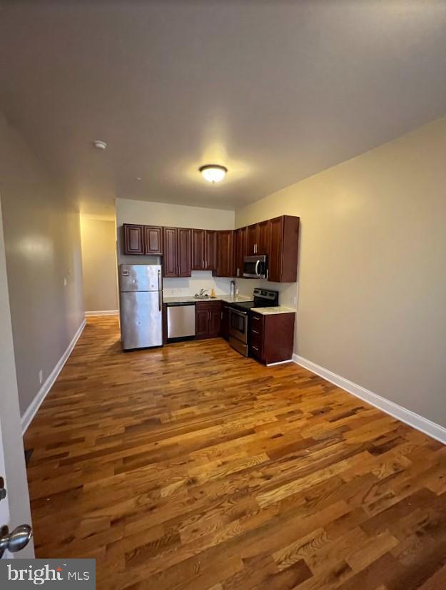 Building Photo - 605 N 34th St