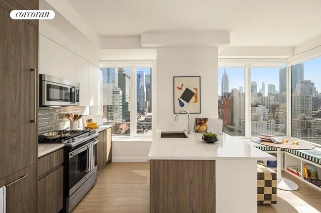 Foto del edificio - 550 10th Ave