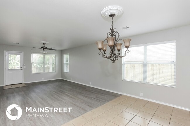 Building Photo - 6117 Portchester