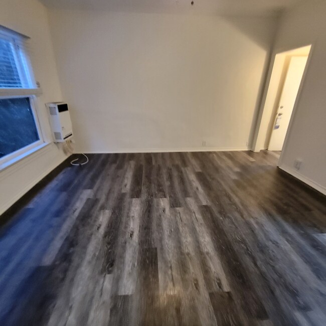 Foto del edificio - 1525 Cassil Pl