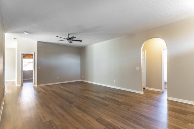 Building Photo - 10154 Andover Point Cir