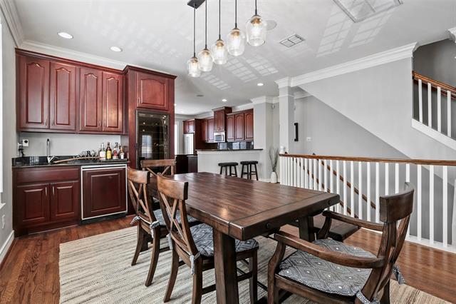 Building Photo - 3453 Howell St