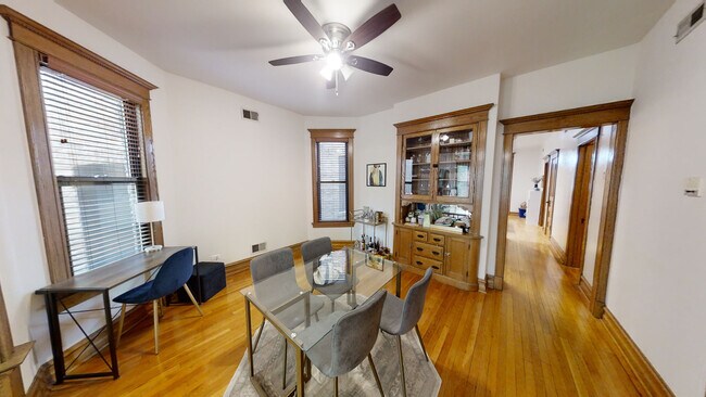 Foto del edificio - 1224 W Eddy St