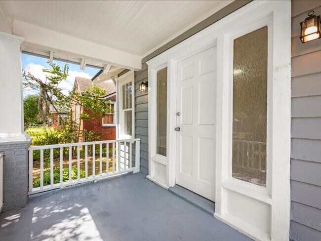 Foto del edificio - 45 W 55th St