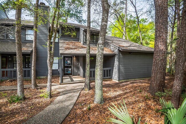Building Photo - 25 Sawmill Grove Ln