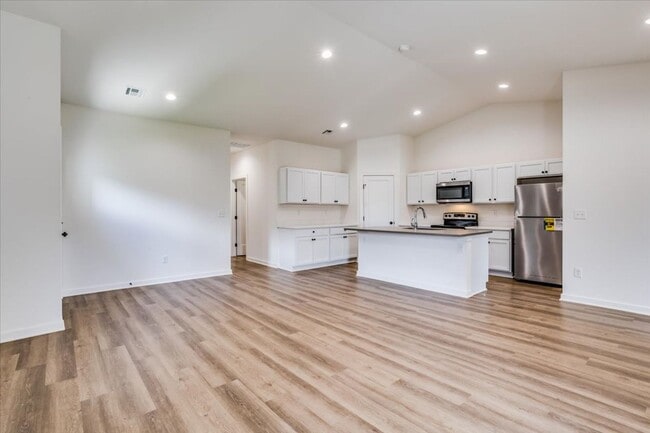 Building Photo - 3858 Long Leaf St