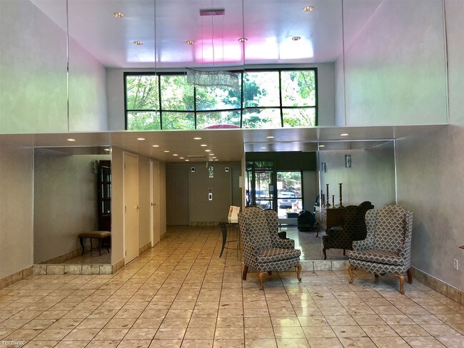 Building Photo - 2 br, 2 bath  - 1040 Deer Ridge Dr Apt 412