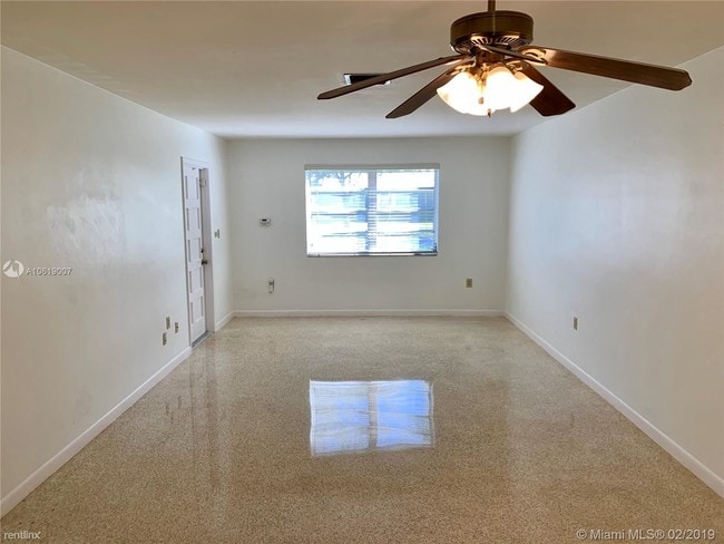 Building Photo - 10820 SW 78th Ave
