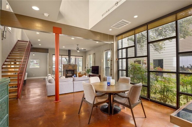 Foto del edificio - 1708 Harvey St