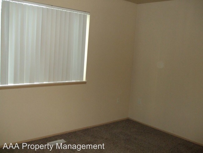 Foto del edificio - 3335 N Lakeharbor Ln
