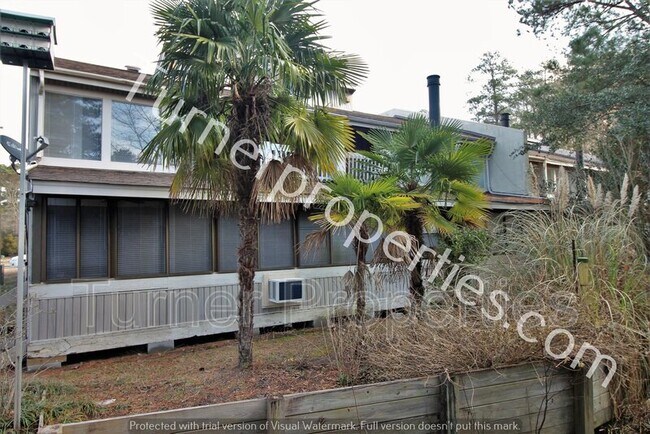 Foto del edificio - 51 Royalgate Dr