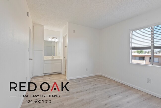 Foto del edificio - 15500 Foothill Blvd