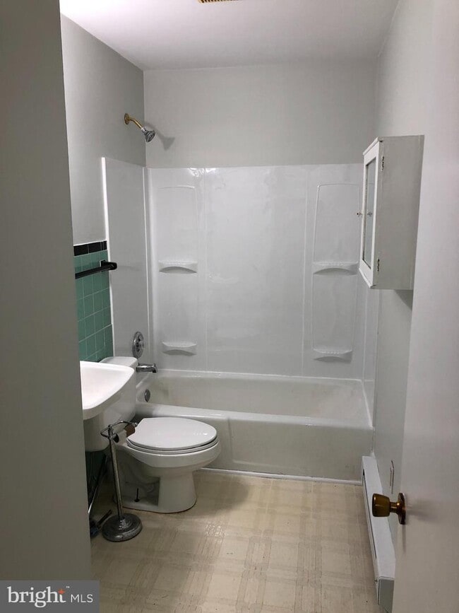 875 Rising Sun Rd, Telford, PA 18969 House Rental in Telford, PA