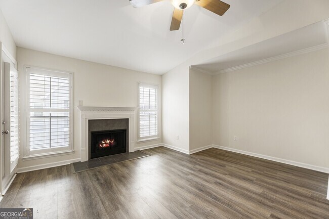 Building Photo - 210 Granville Ct