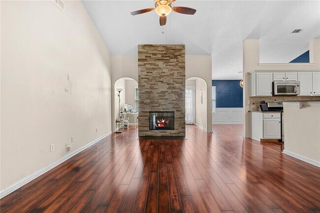 Foto del edificio - 1755 Arborwood Dr