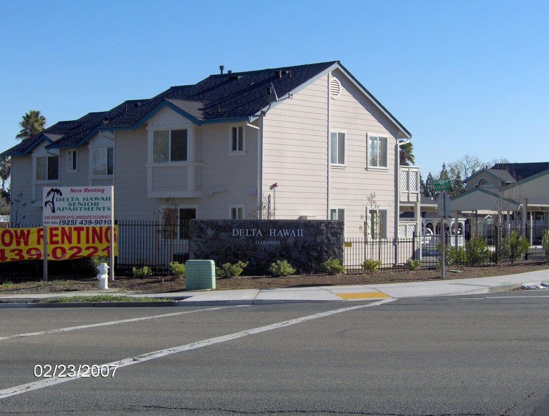 Primary Photo - 701 Stoneman Ave