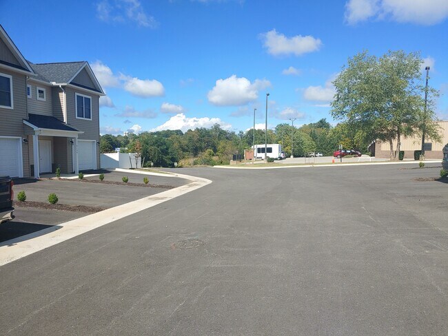 Vista de la calle - 6138 Warren Newcomb Dr