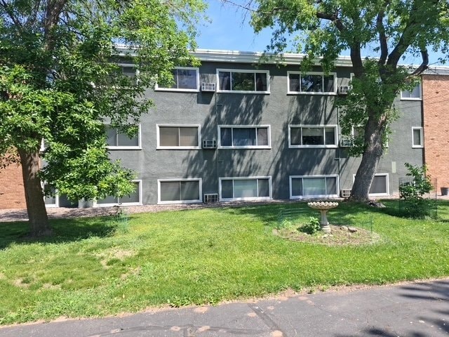 Building Photo - 4819 Azelia Ave N