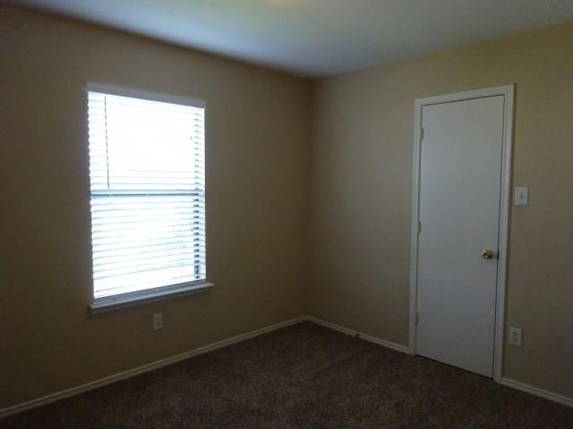 Building Photo - 9810 Golden Prairie Ln