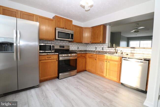 Building Photo - 50 Cardington Ct