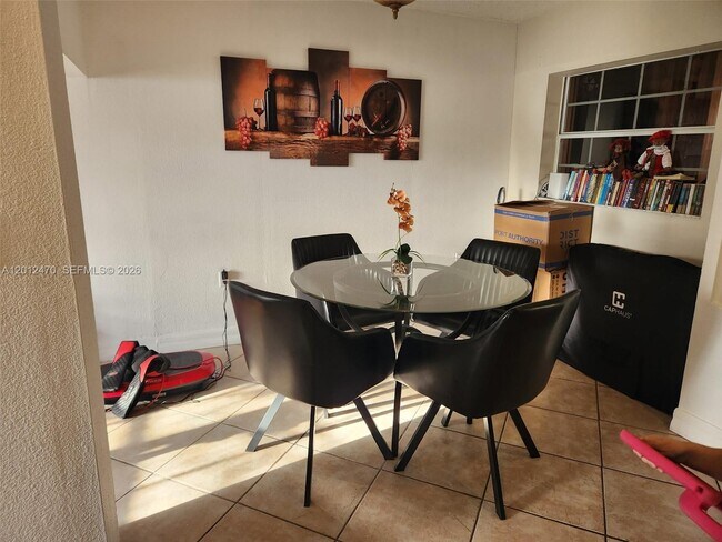 Foto del edificio - 3452 SW 113th Ct